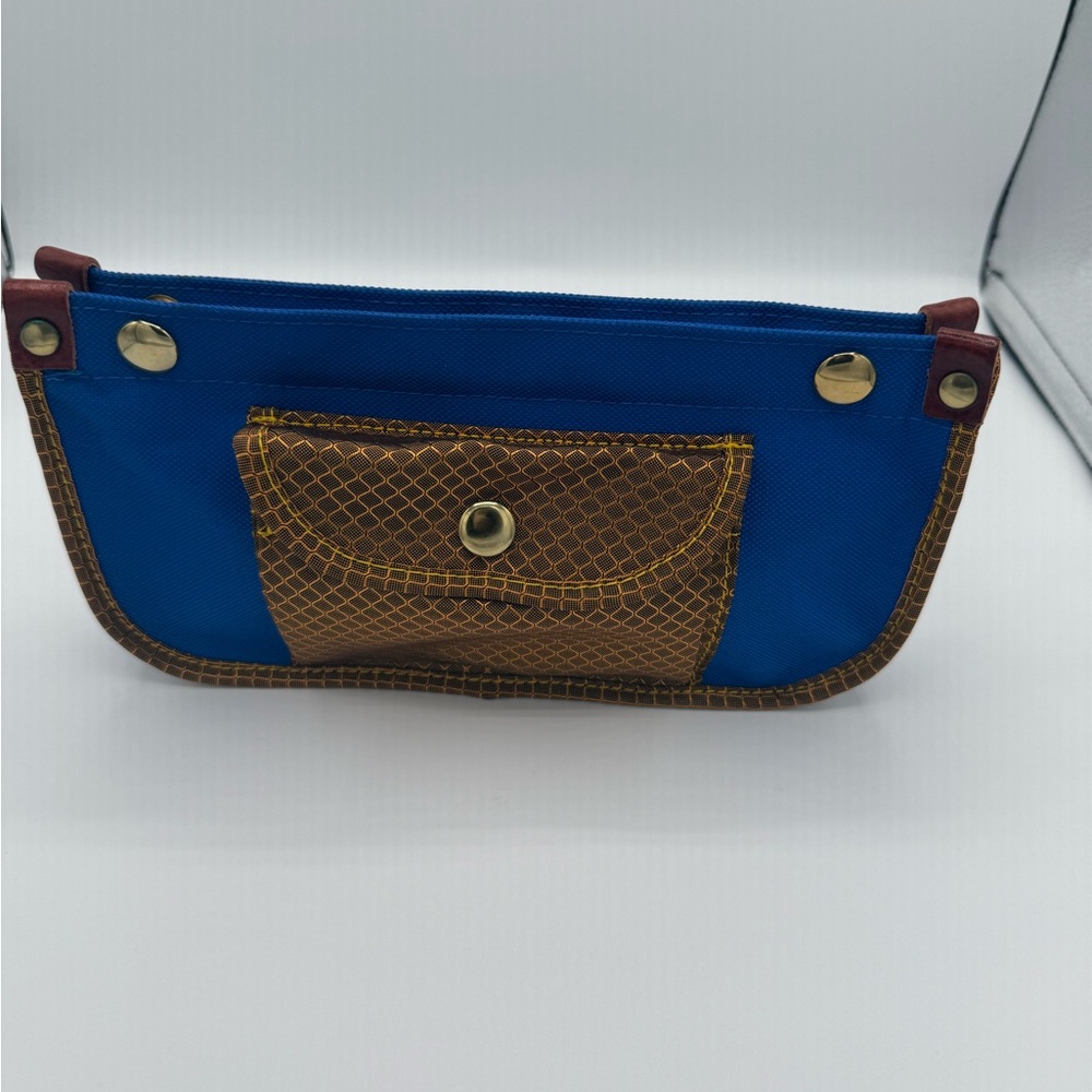 Jaunty New York London Clutch style 4041